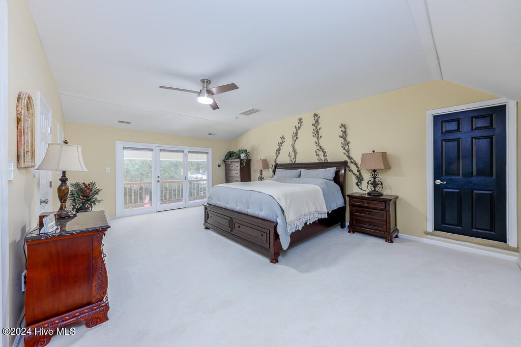 121 Harbour Drive,Hubert