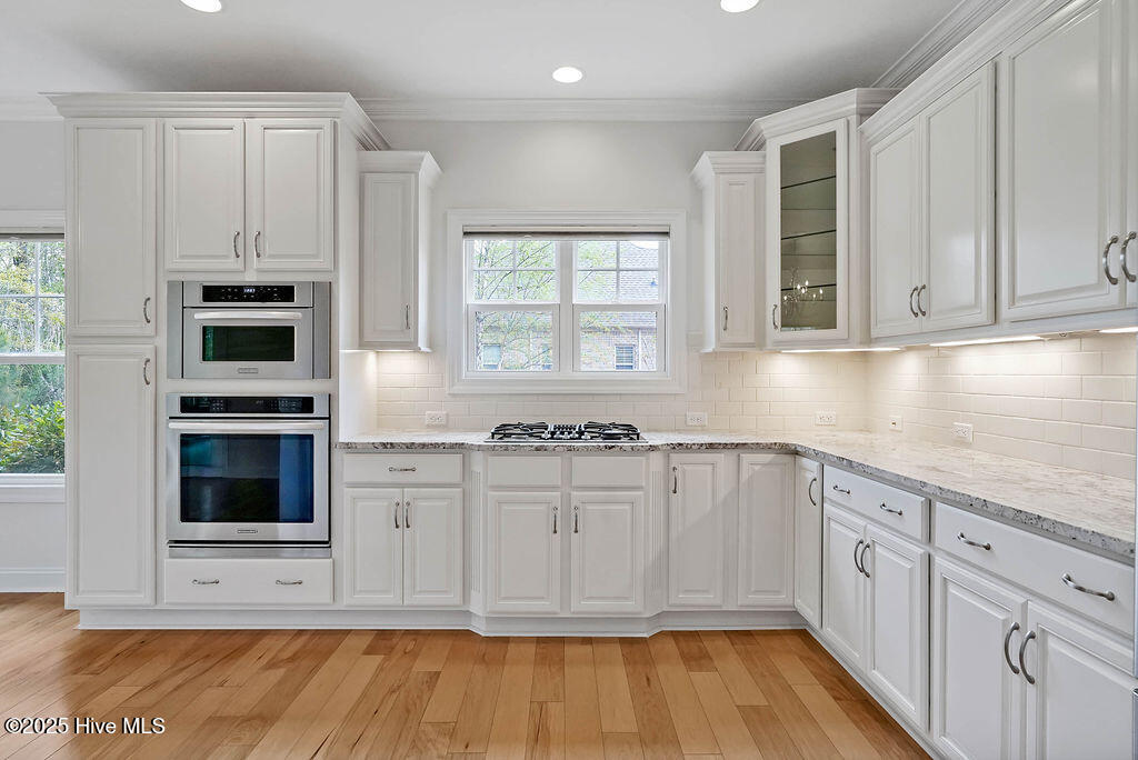 100550023 | Photo 25