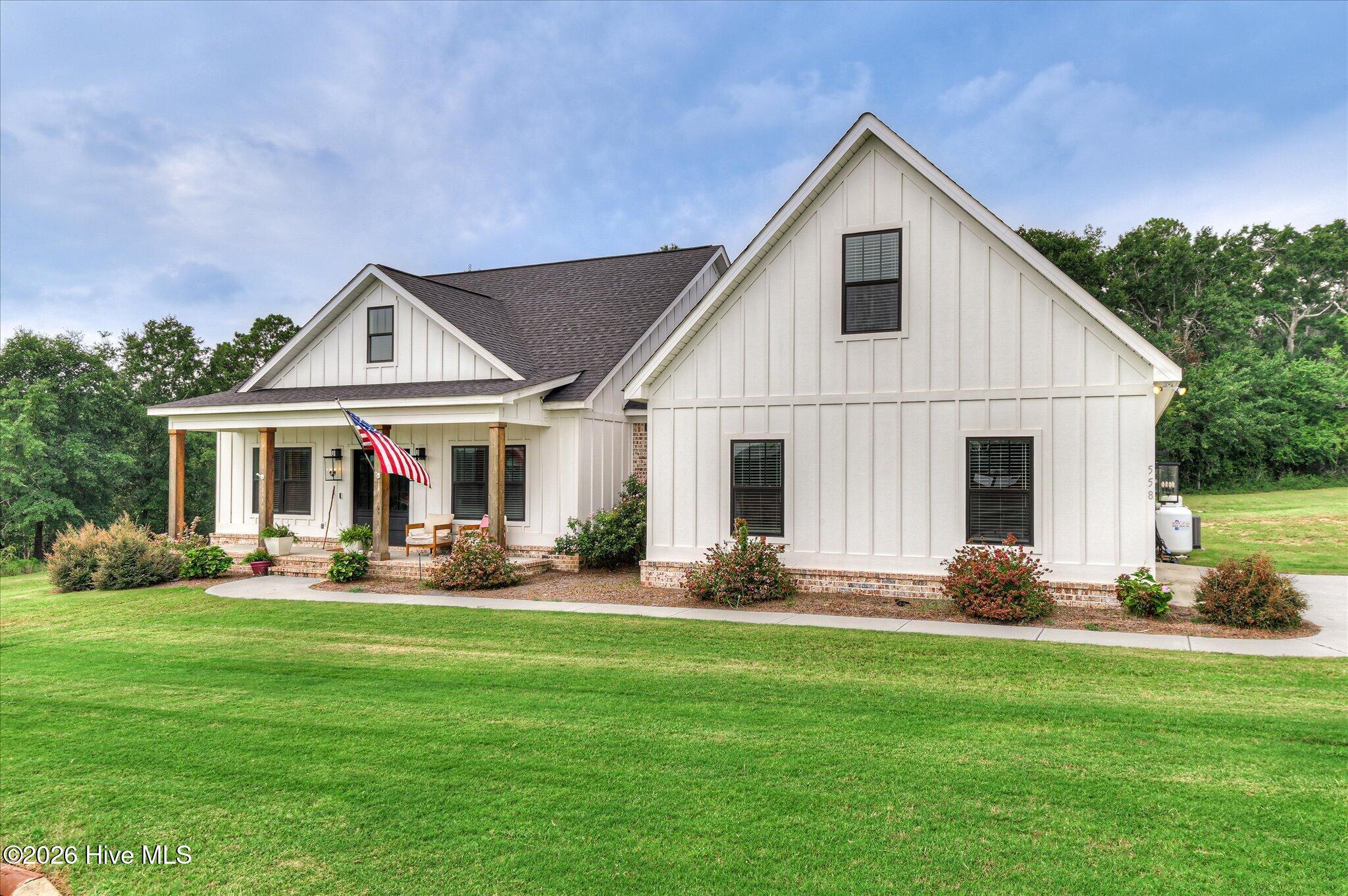 Photo 3 of Single family home for sale at 558 Annison Pointe Ct, North Augusta, SC 29860 | MLS# 100600946 | Listing updated on 2026-09-03