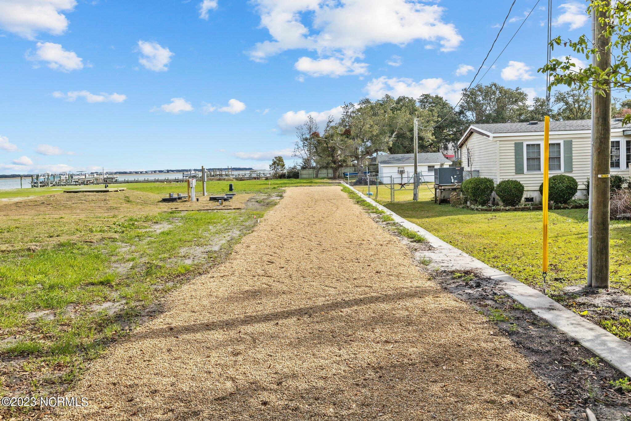184 2 Lennoxville Point Road,Beaufort