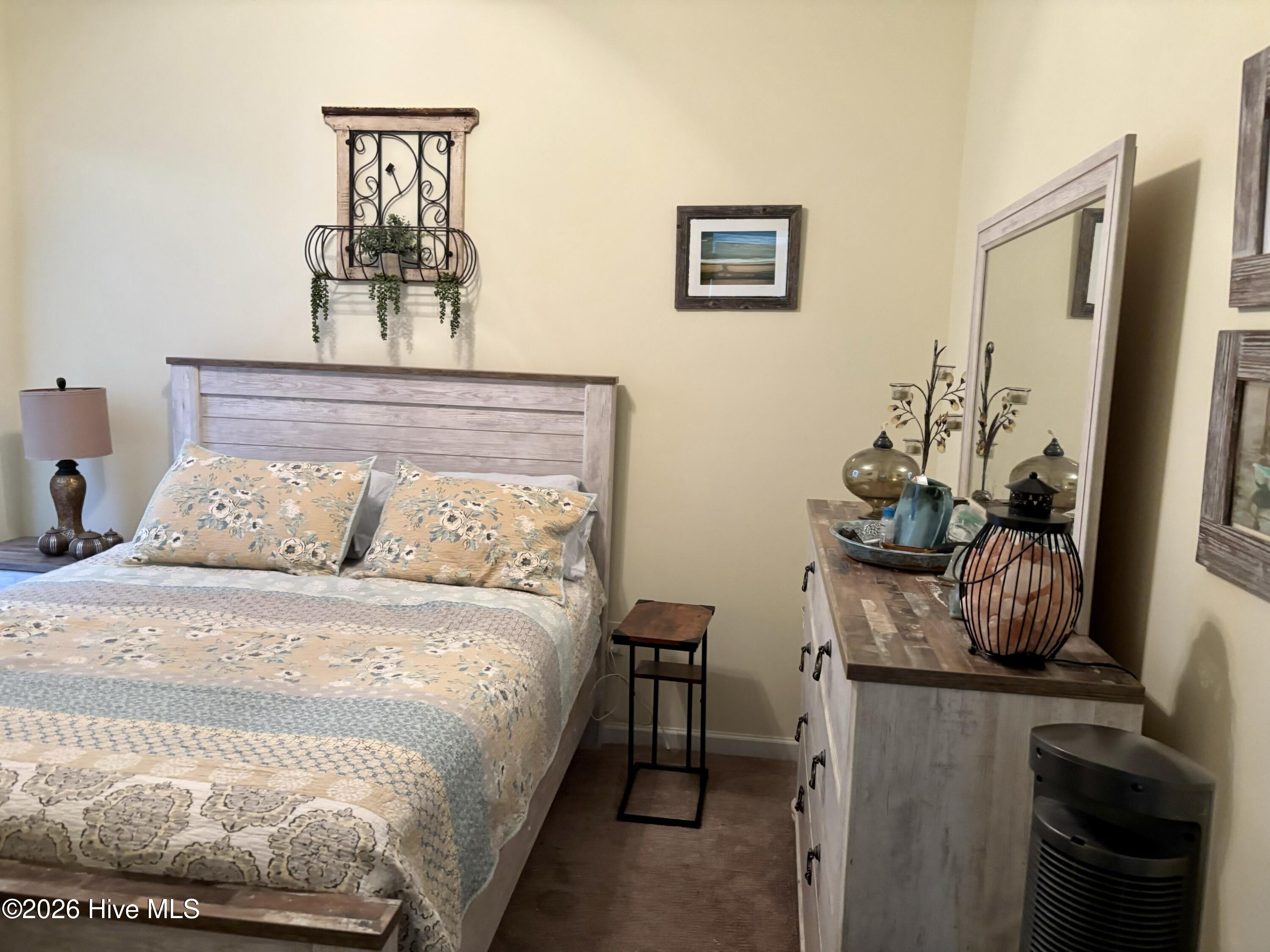 100557394 | Photo 19