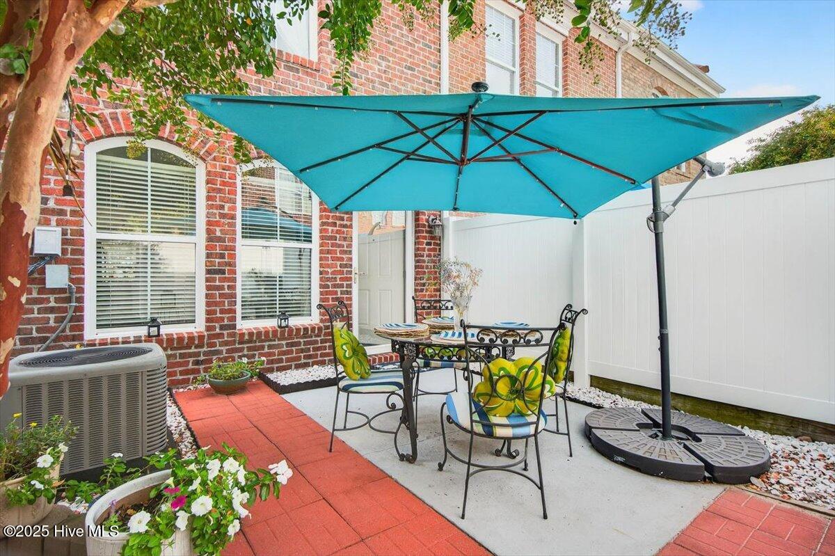 100559961 | Photo 26