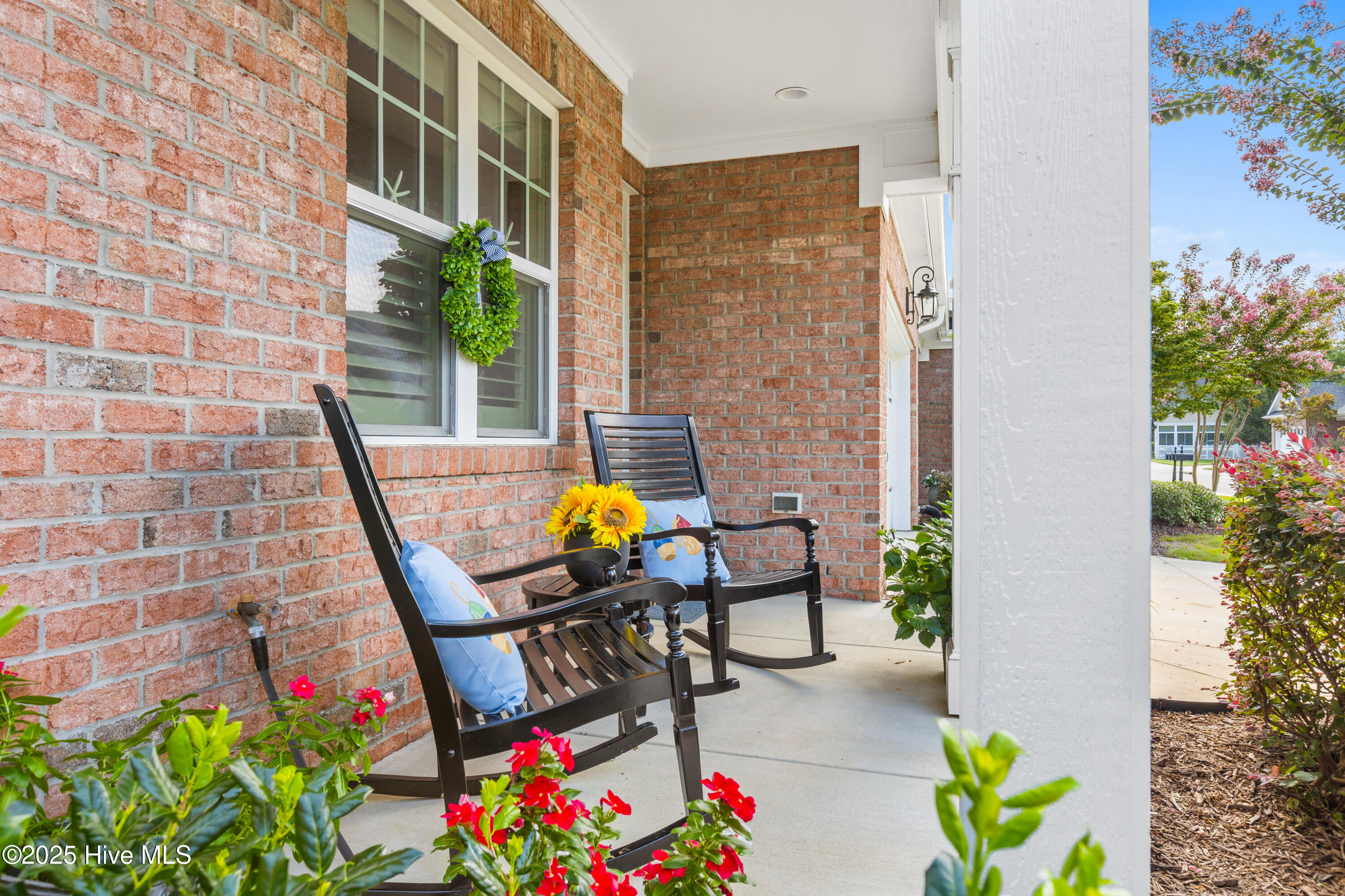 100559107 | Photo 51