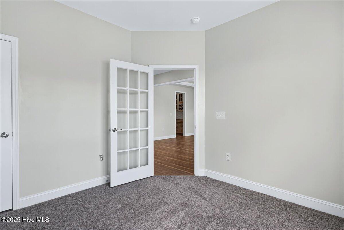 100532421 | Photo 27