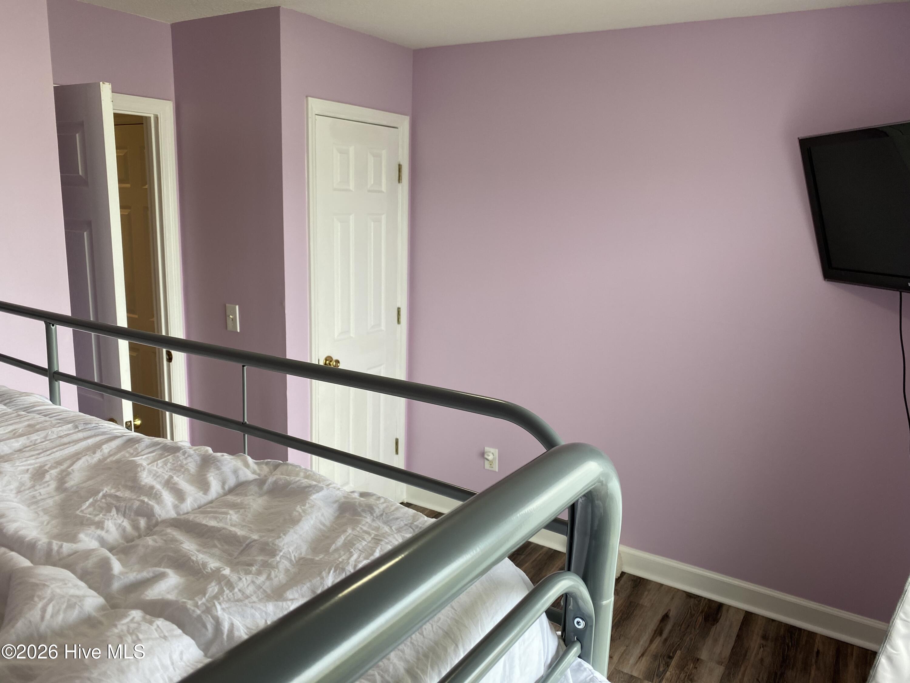 100563924 | Photo 14