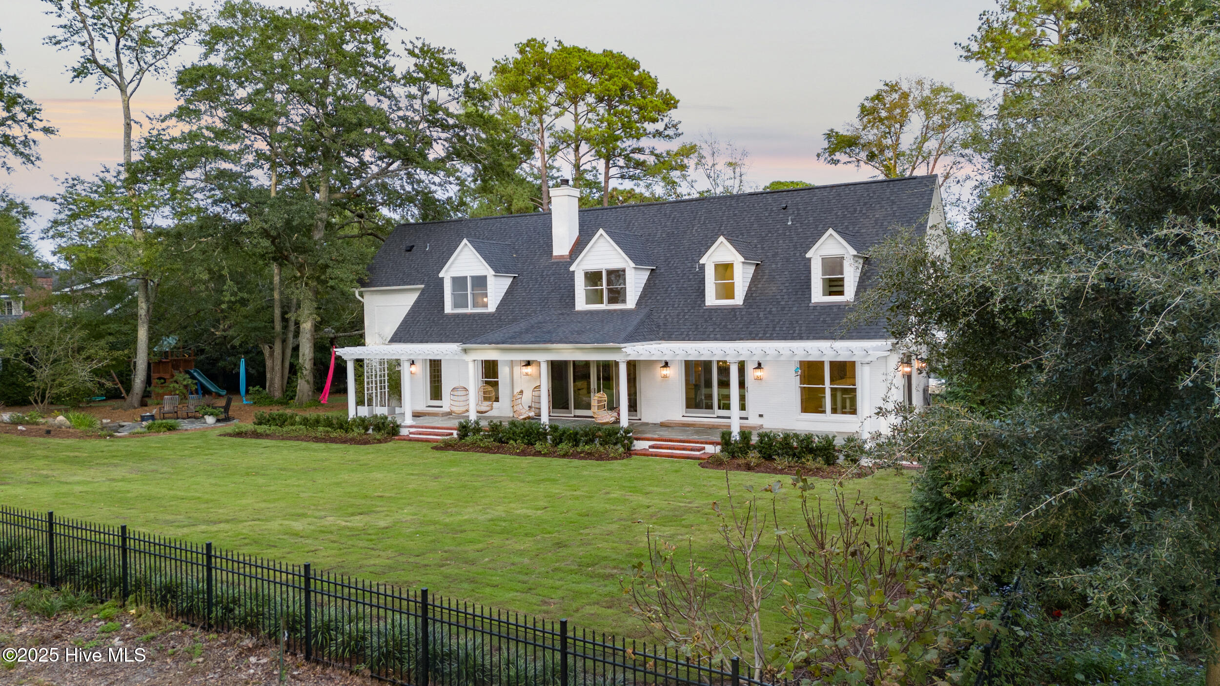 100534920 | Photo 58