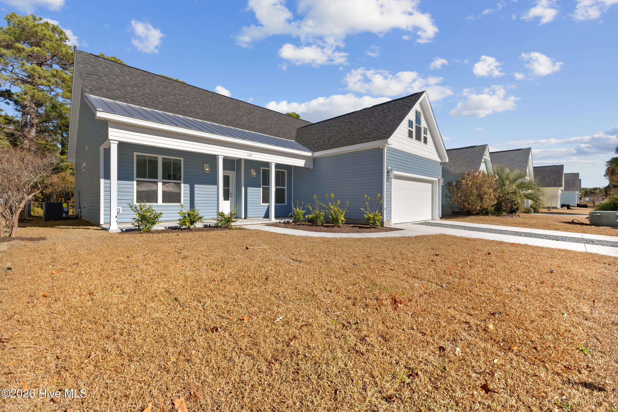 100549765 | Photo 24