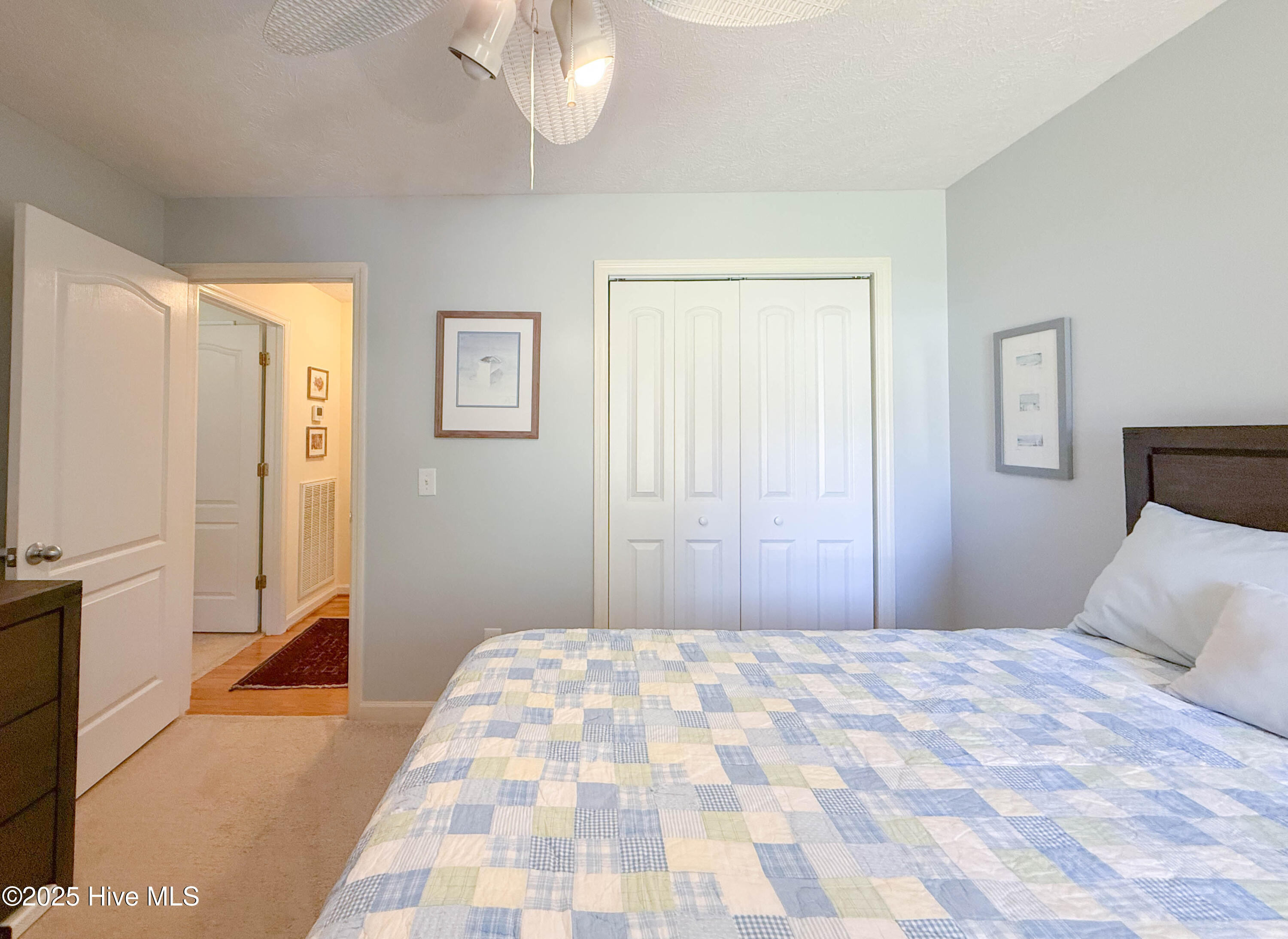 100538841 | Photo 48