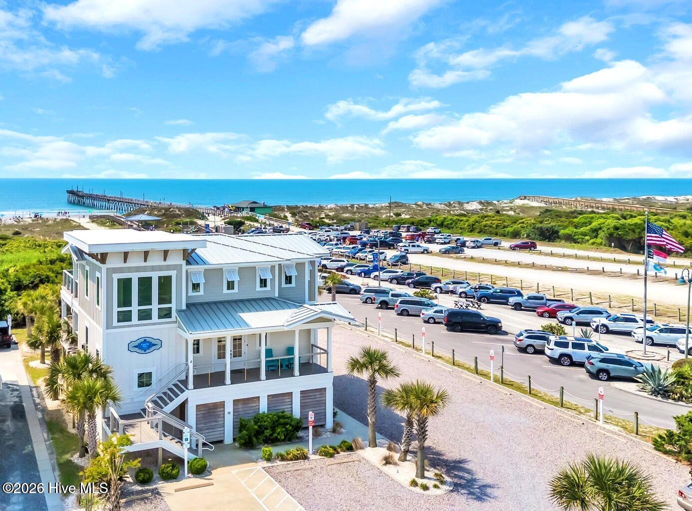 100566404 | Photo 34