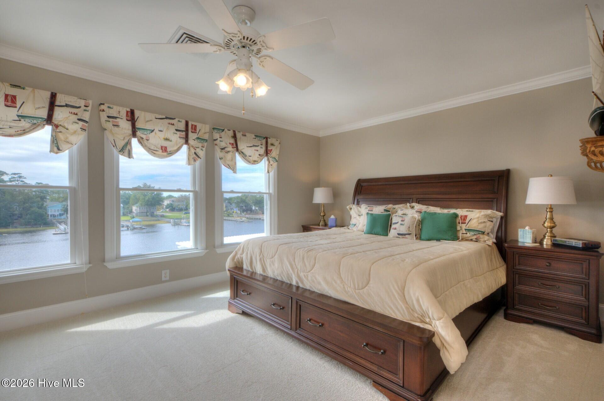 100553459 | Photo 46