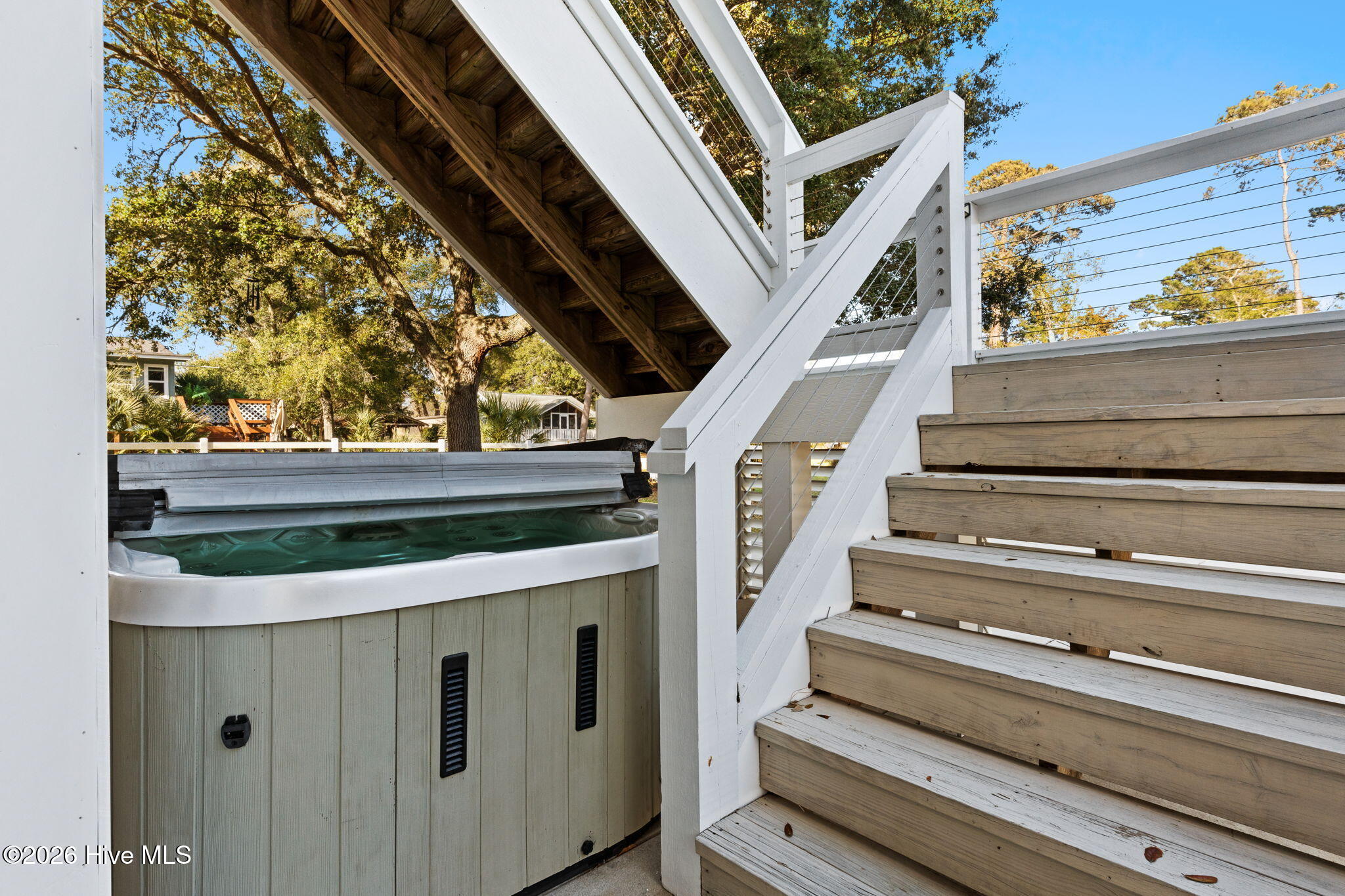 100560331 | Photo 37