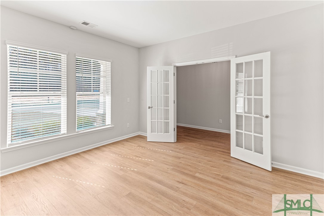 Photo 4 of Single family home for sale at 525 Sessile Oak Dr, Savannah, GA 31419 | MLS# SA312637 | Listing updated on 2026-09-18