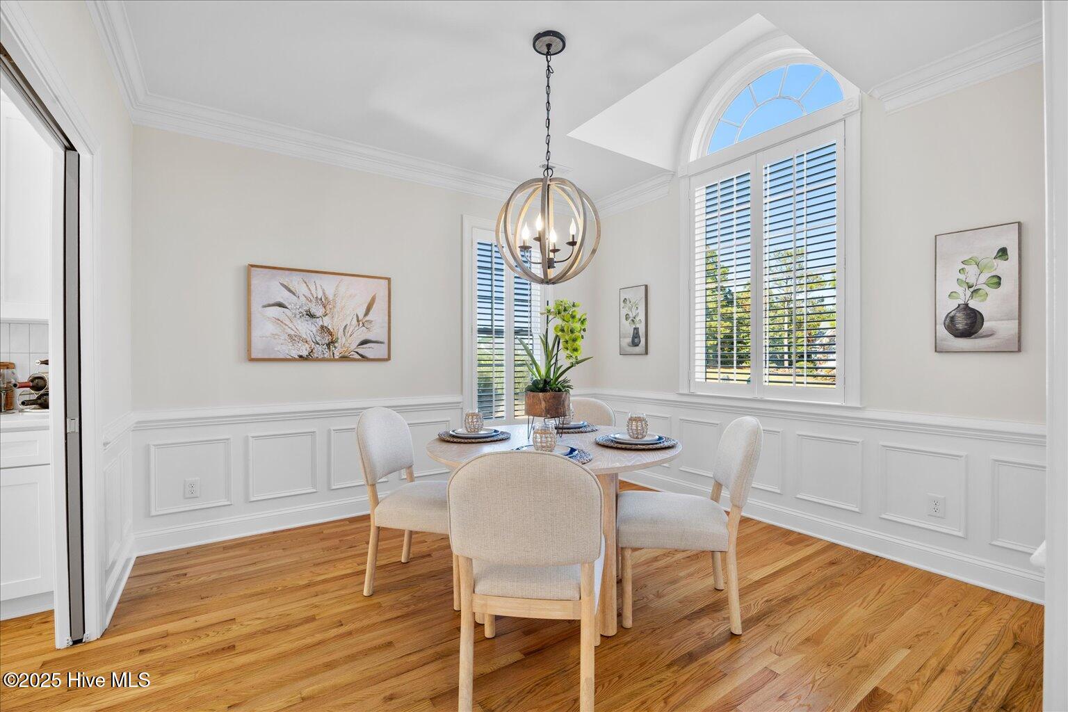 100539645 | Photo 28