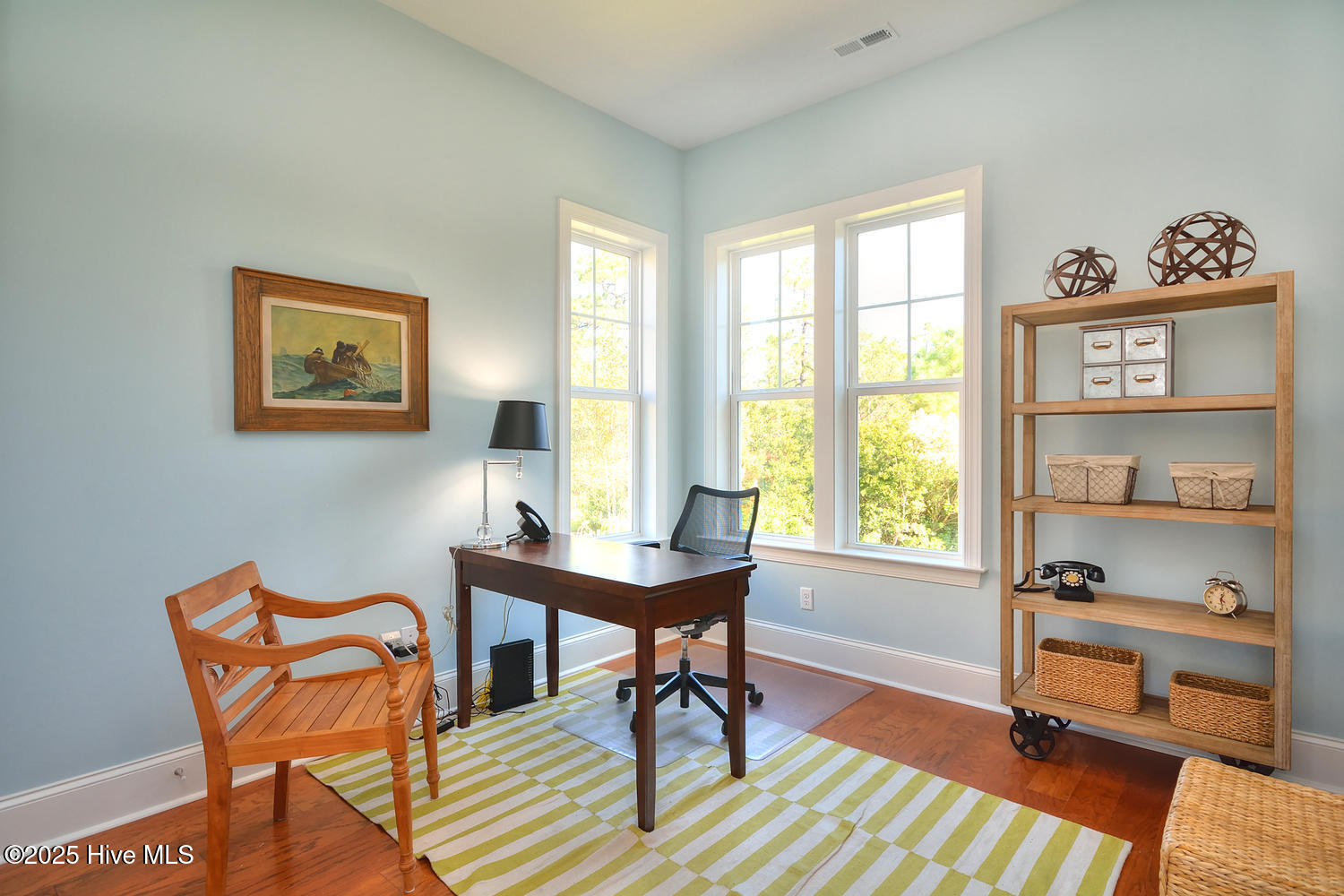 100554434 | Photo 35