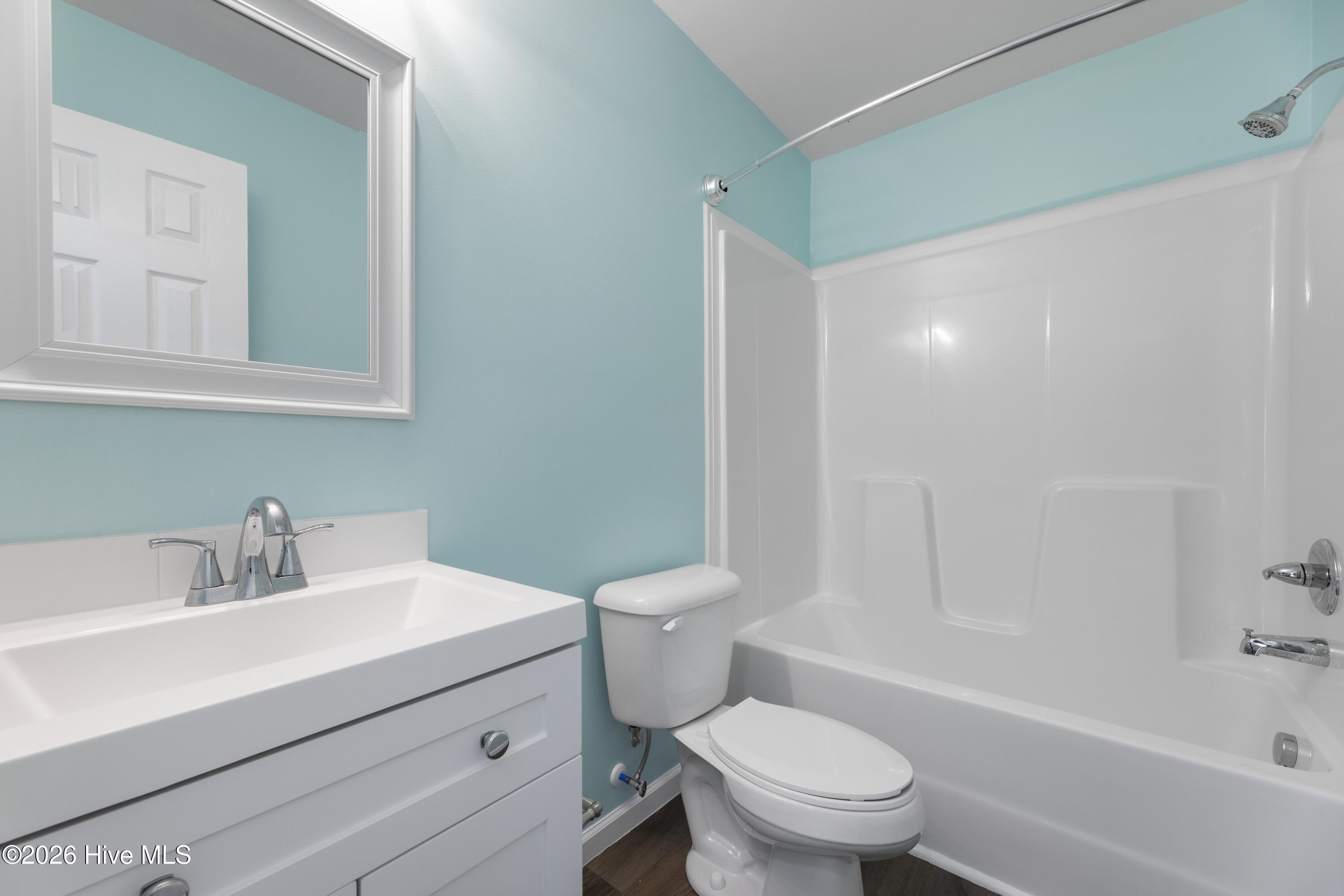 100570462 | Photo 18