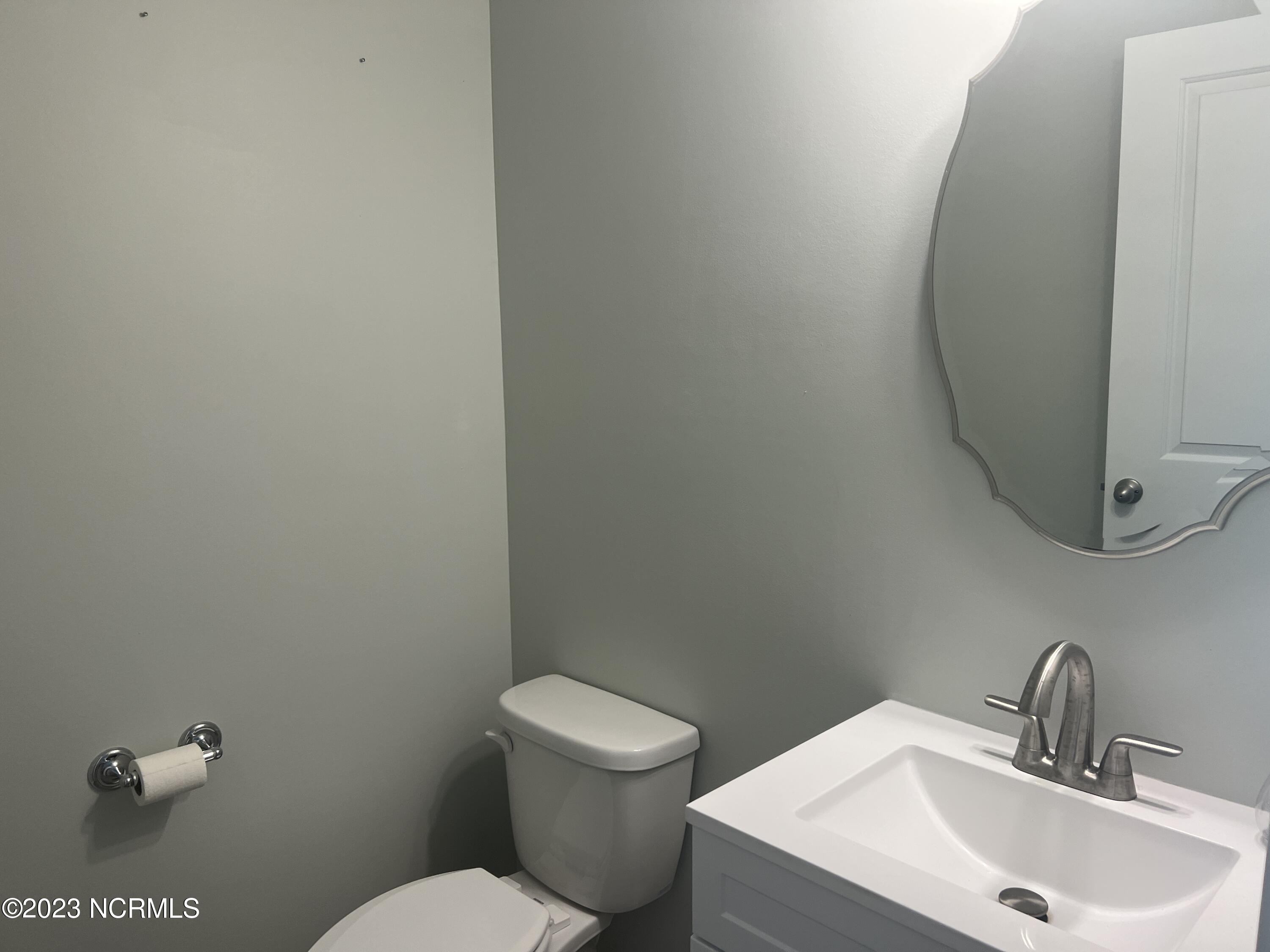 100559230 | Photo 10