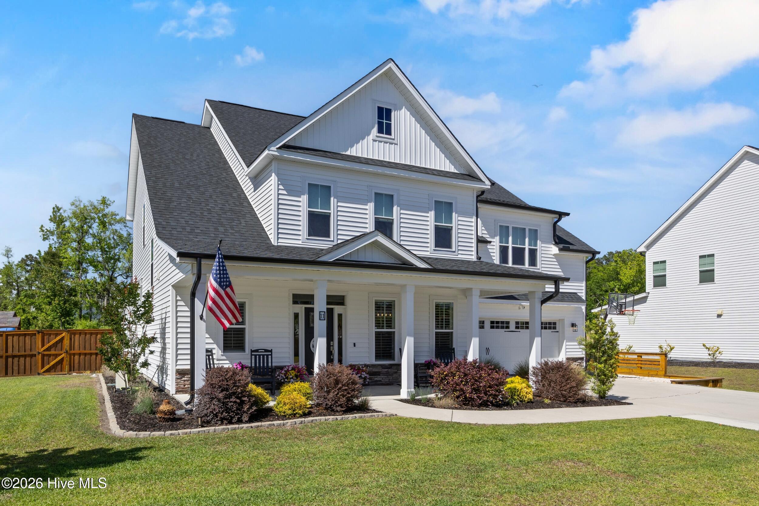 100570298 | Photo 60