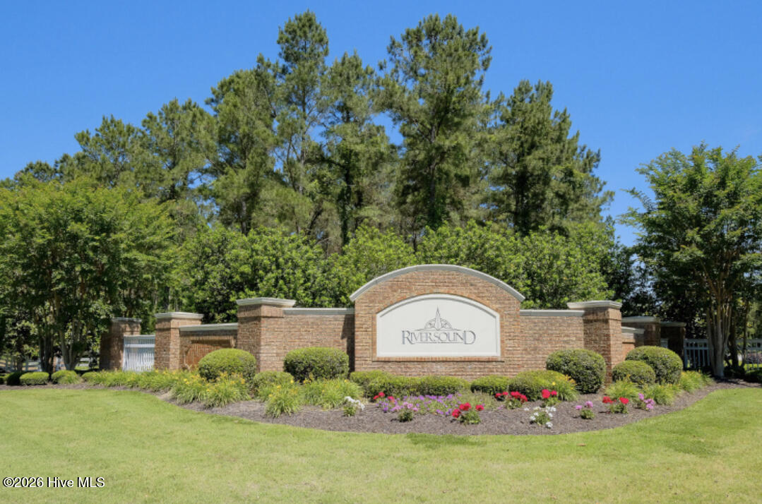 Featured listings Featured listings