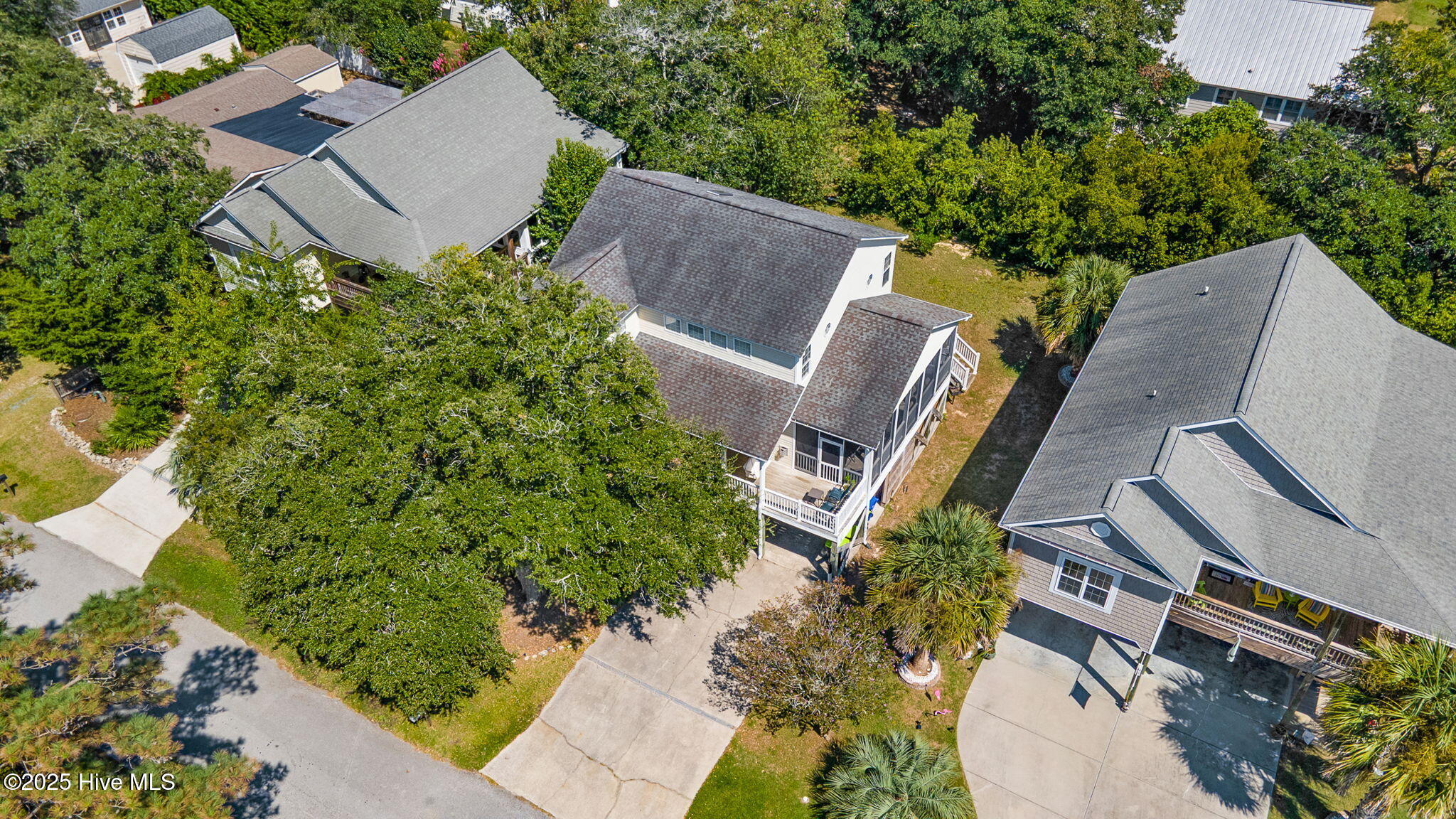 106 SE 44th Street, Oak Island, NC, 28465