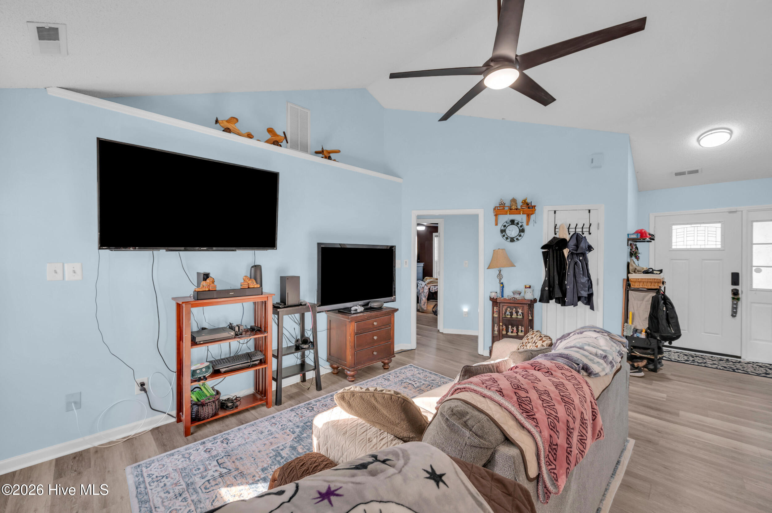 202 Remington Drive, Midway Park, NC 28544 – photo 5: 5_202 remington dr-0005