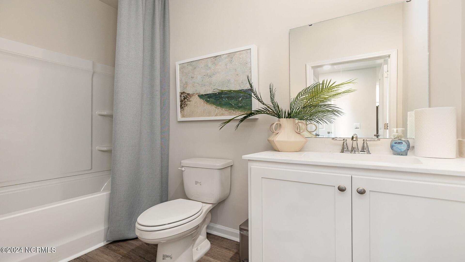 100546620 | Photo 20