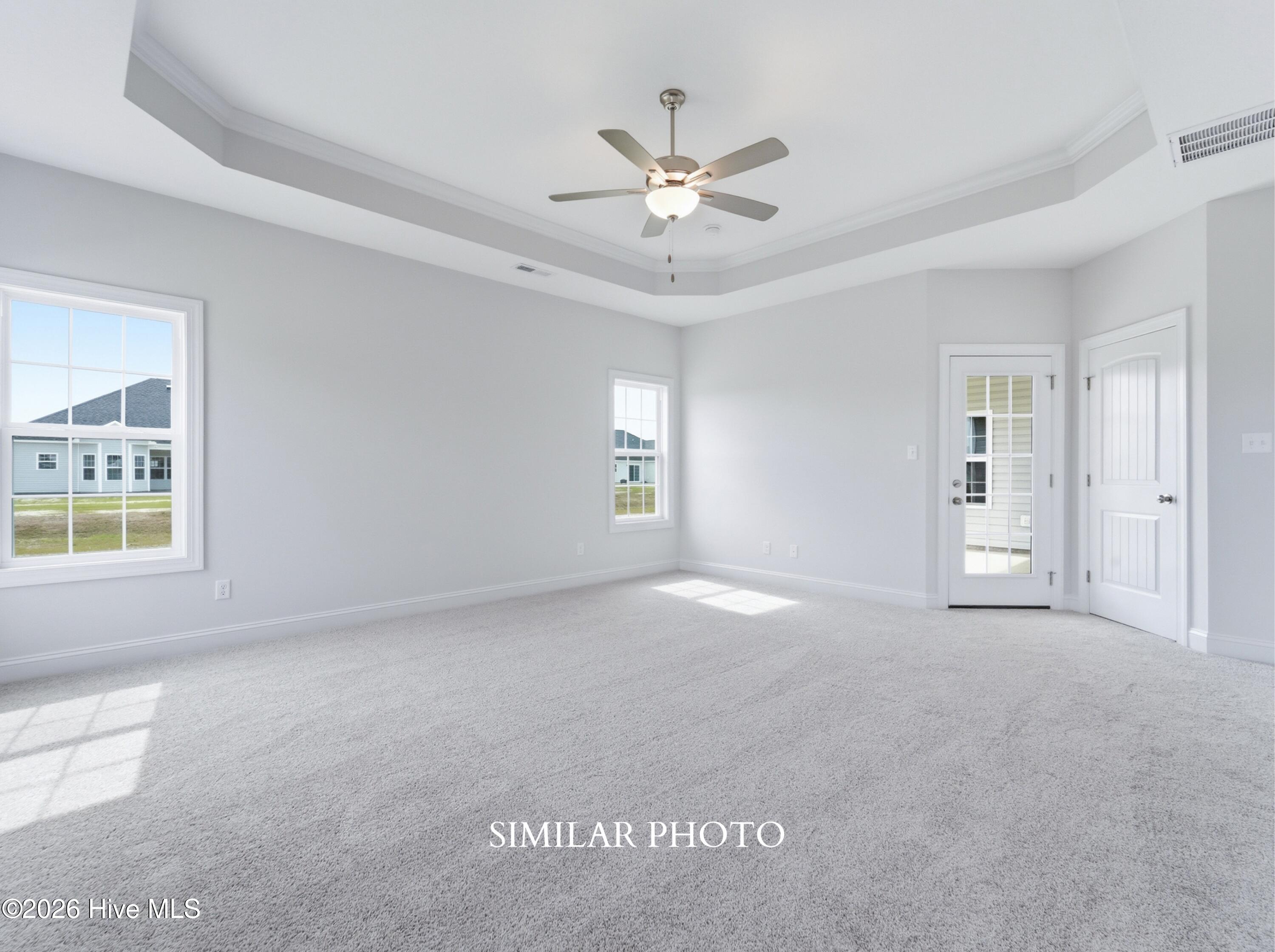 100554425 | Photo 18