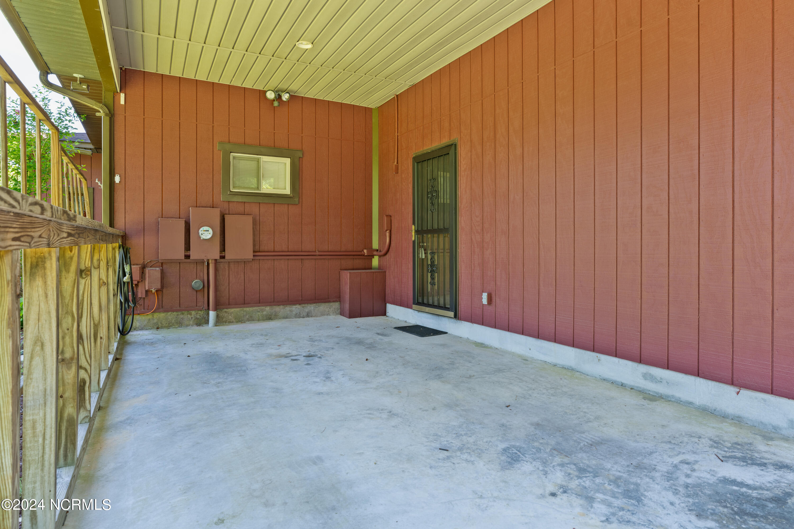 1183 Canady Drive-30