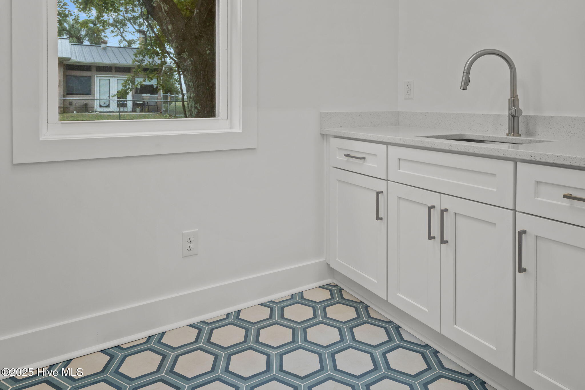 504 N 25th Street,Morehead City