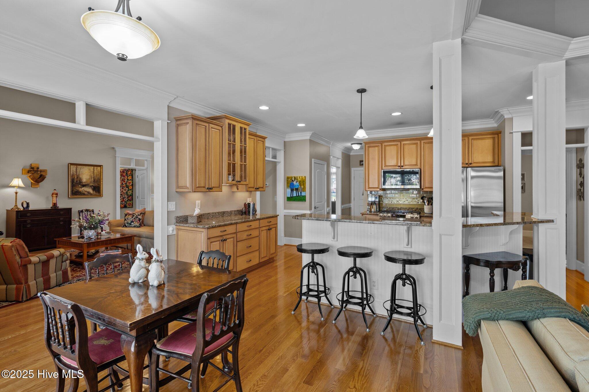 40-web-or-mls-BLS_0069