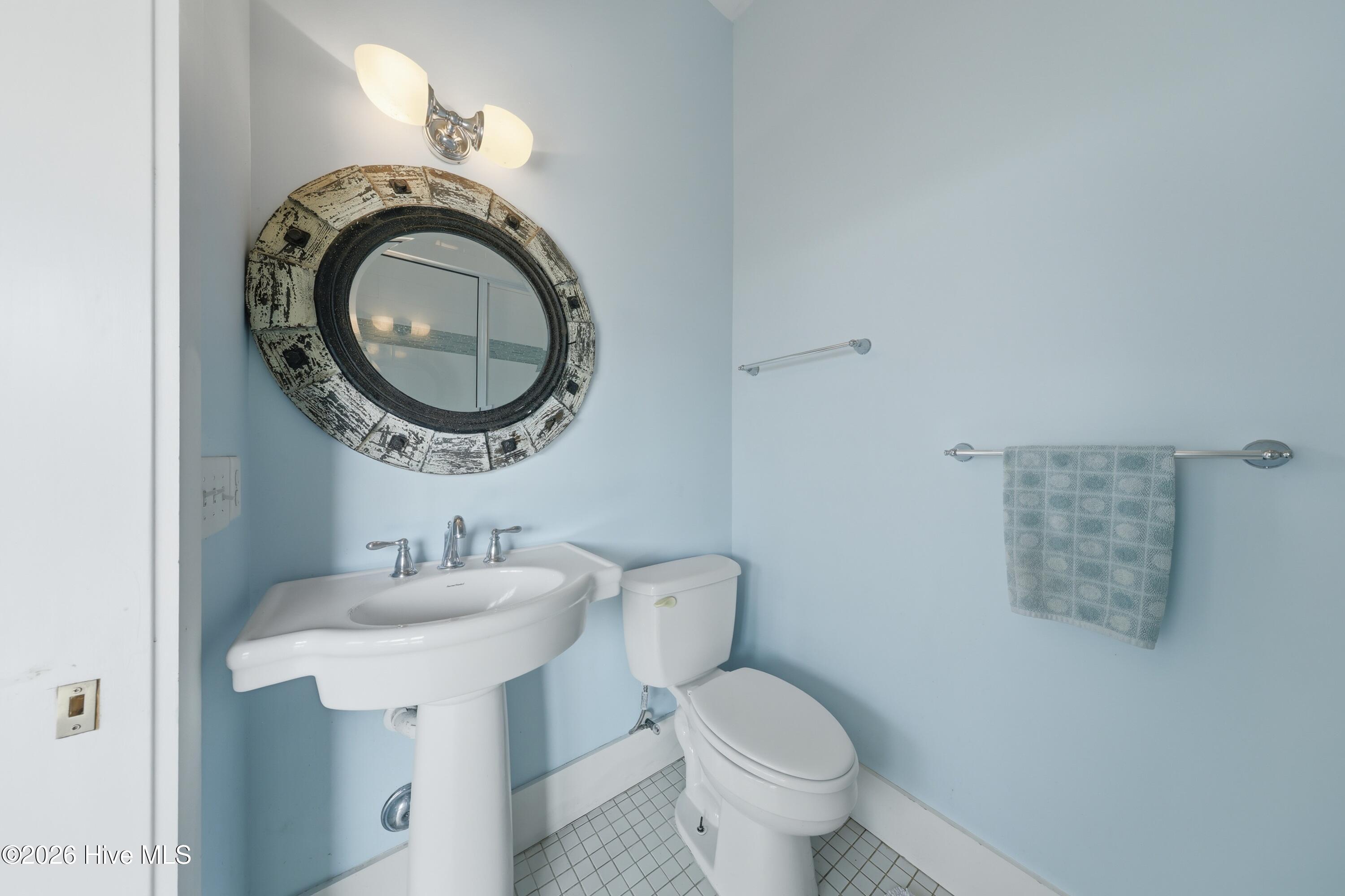 100564294 | Photo 18