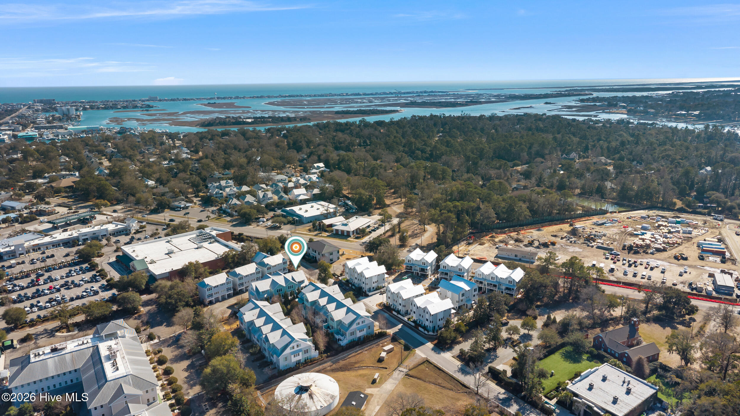 100553548 | Photo 51