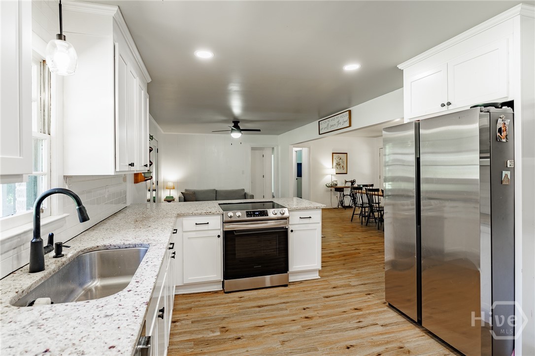 1070 Sunnyside Drive