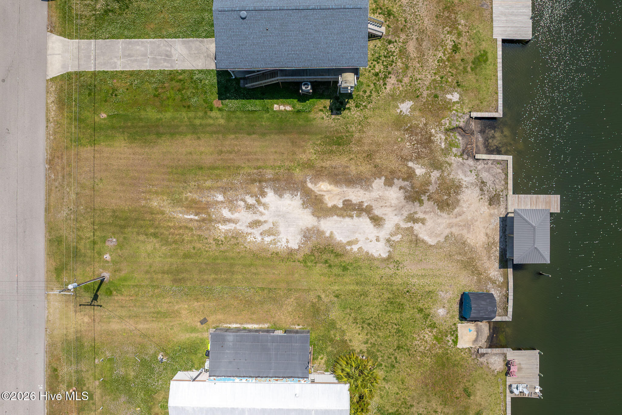 100569723 | Photo 14