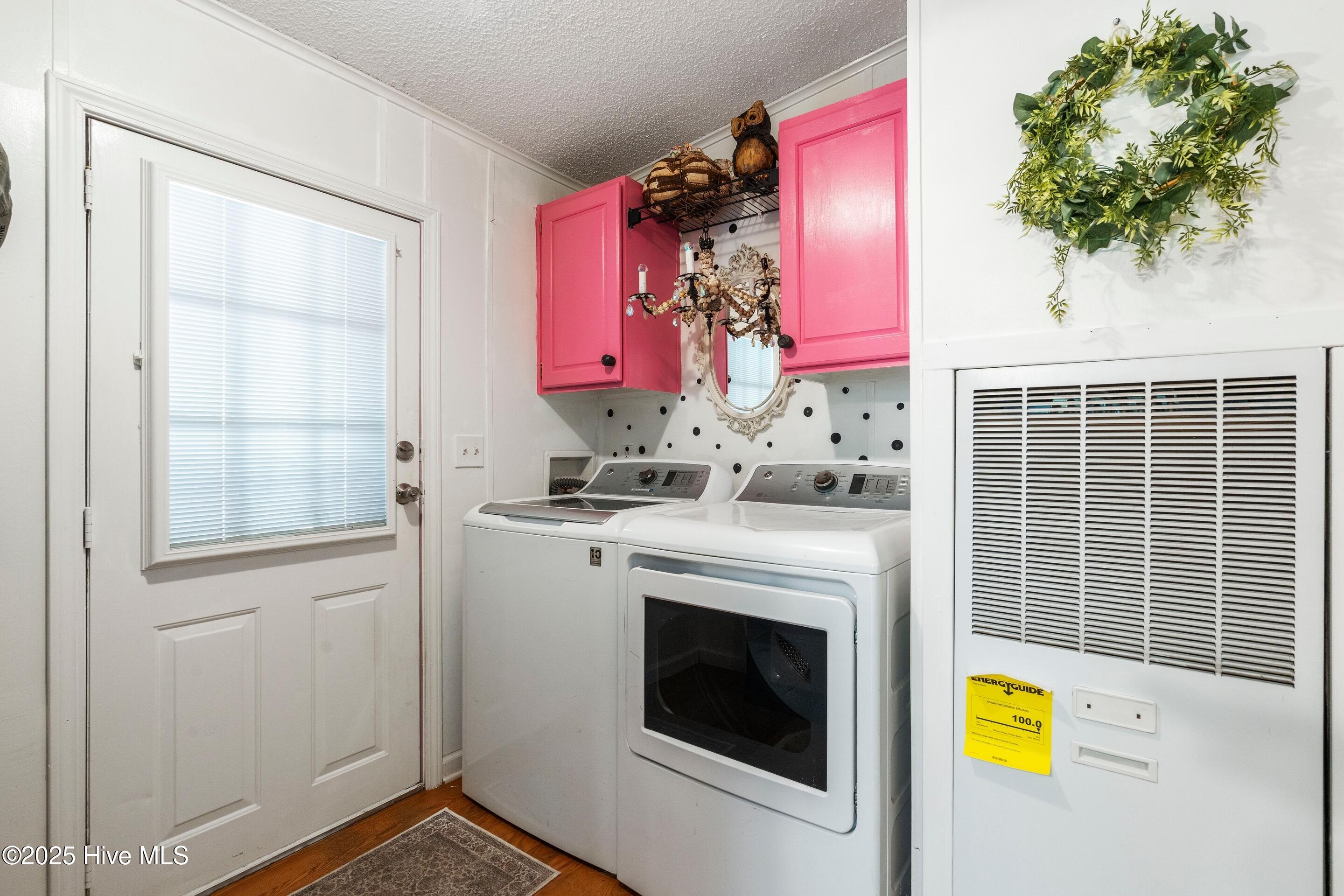 100535667 | Photo 29