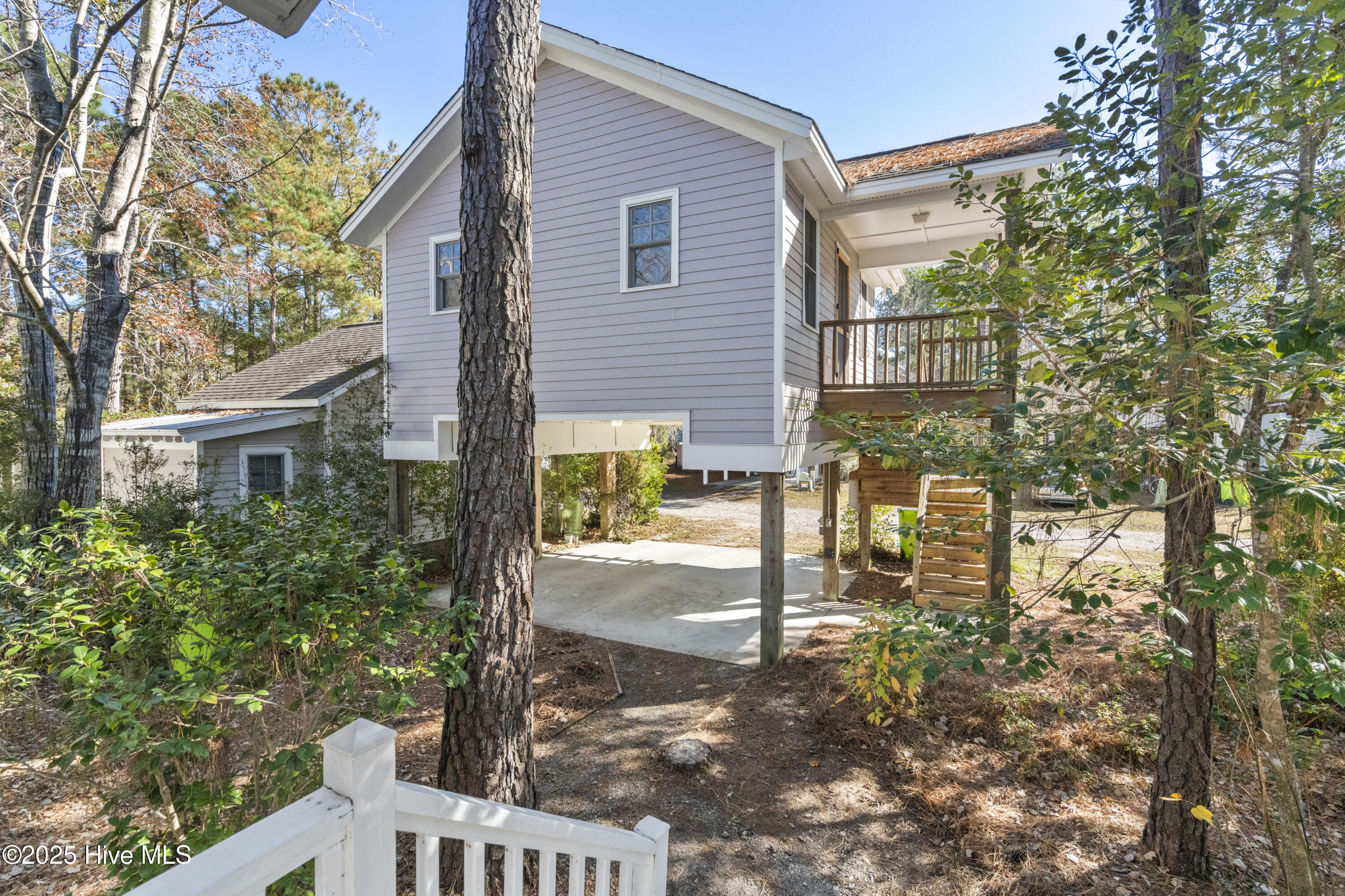 100543088 | Photo 28