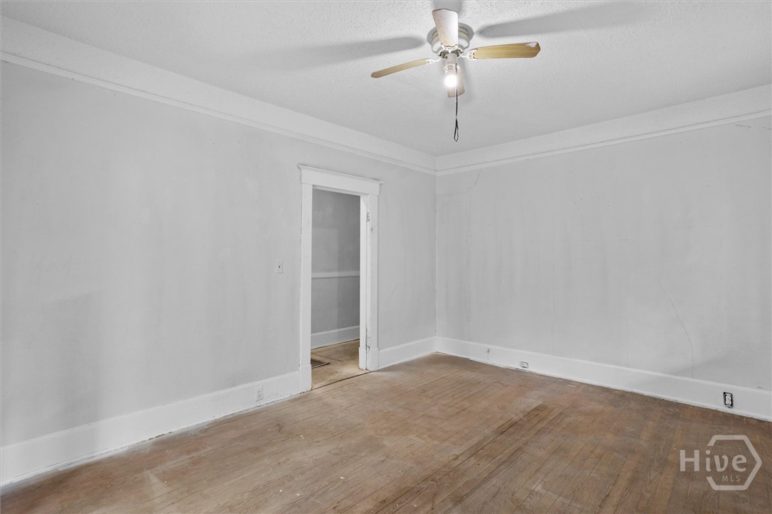 221 E 49th Street, Savannah, GA, 31405