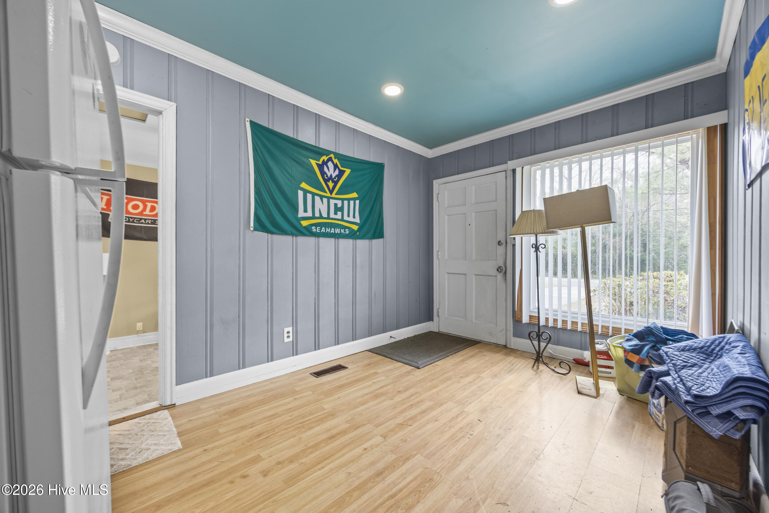 100560184 | Photo 13