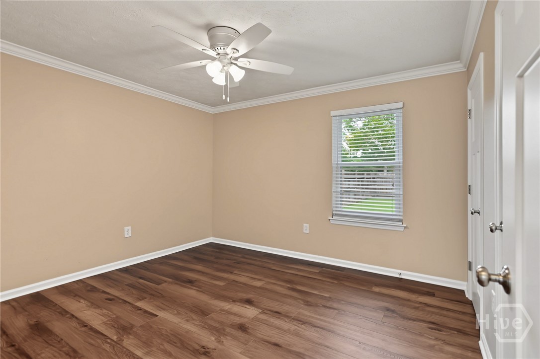 210 Treasure Loop