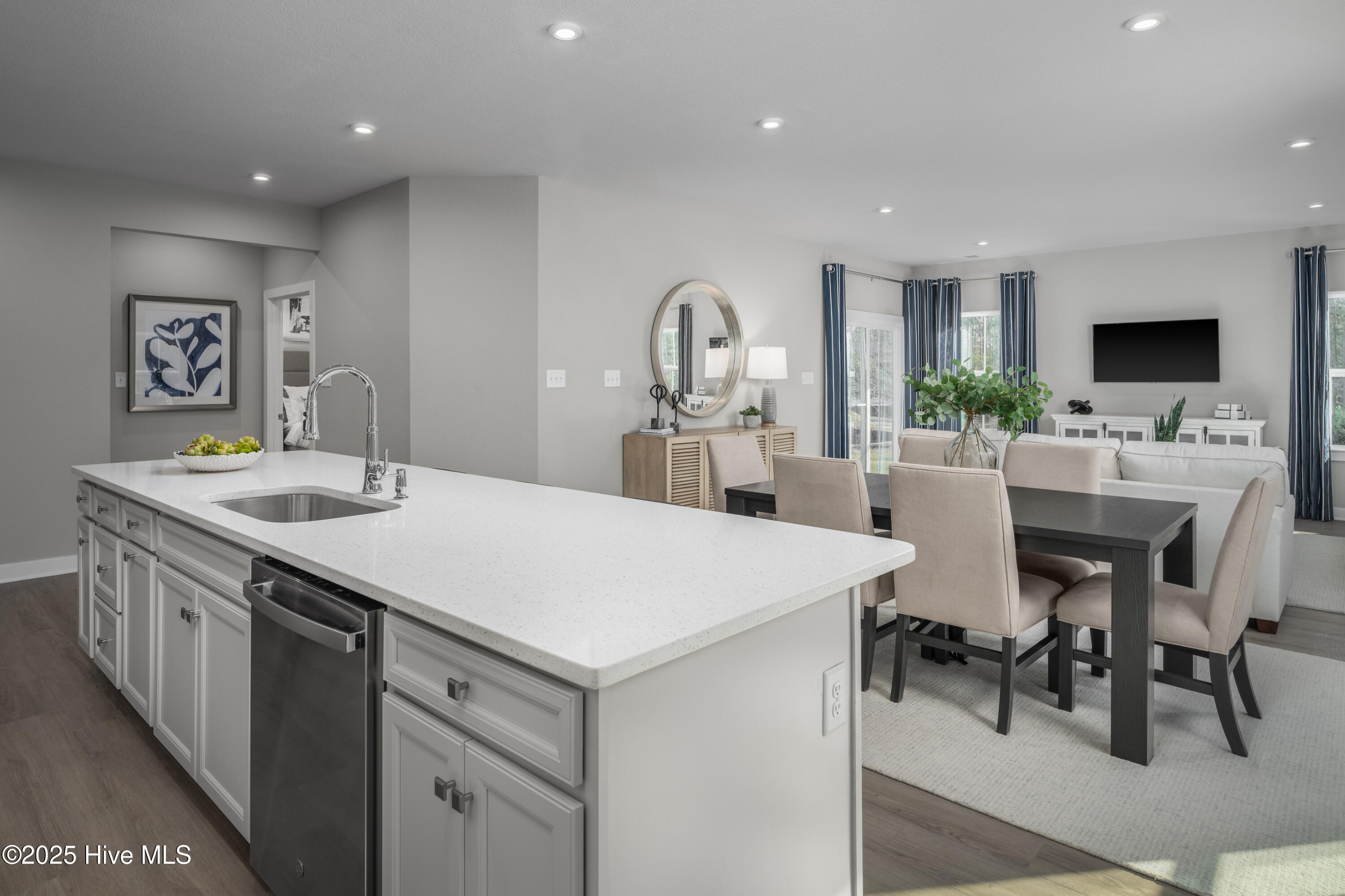 Homes for sale in Navassa, NC | 4154 Farmfield Dr, Navassa, NC 28451 | MLS# 100522570