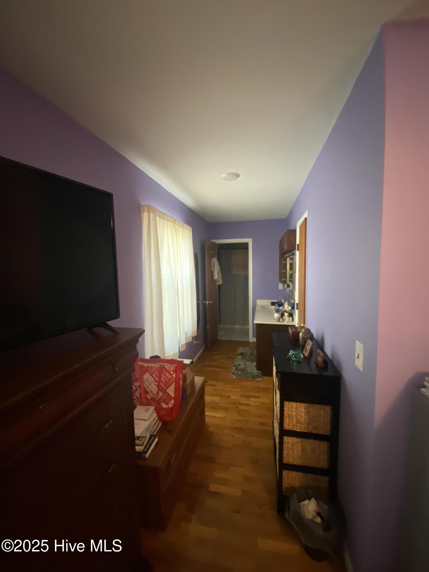 100521634 | Photo 33