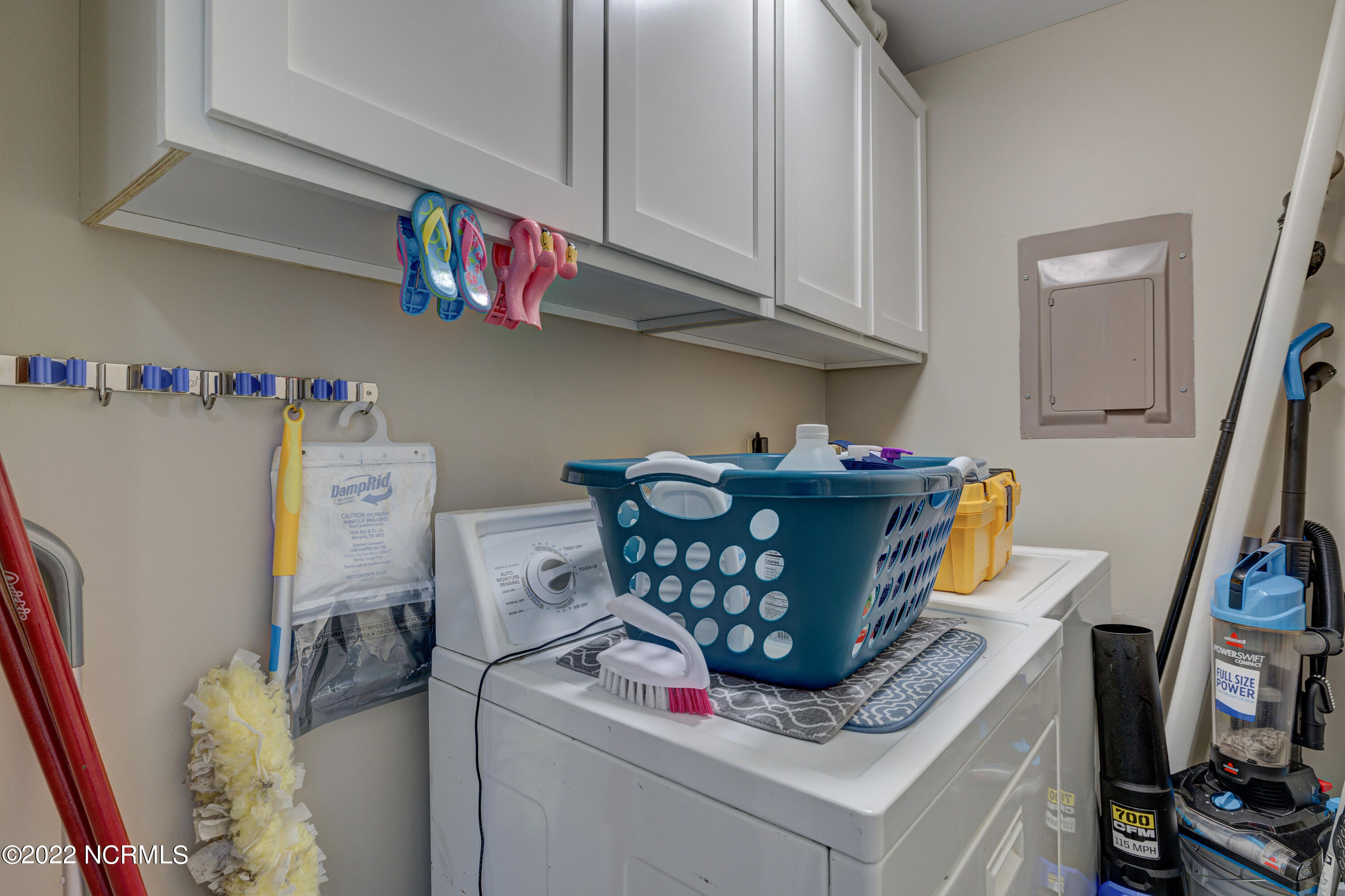 100563465 | Photo 16