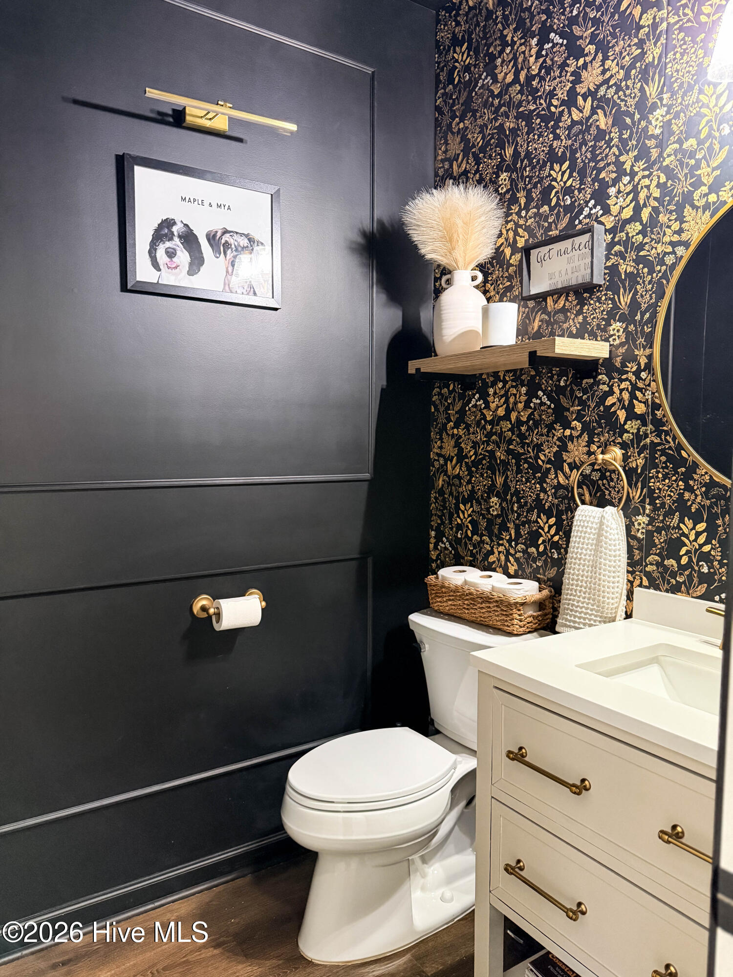 100551828 | Photo 28