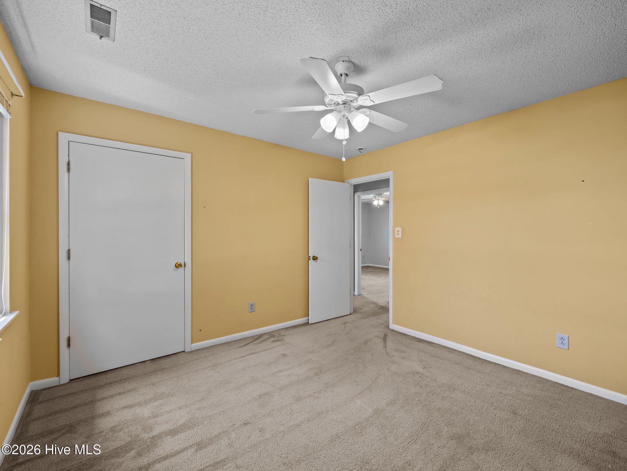 100564888 | Photo 27