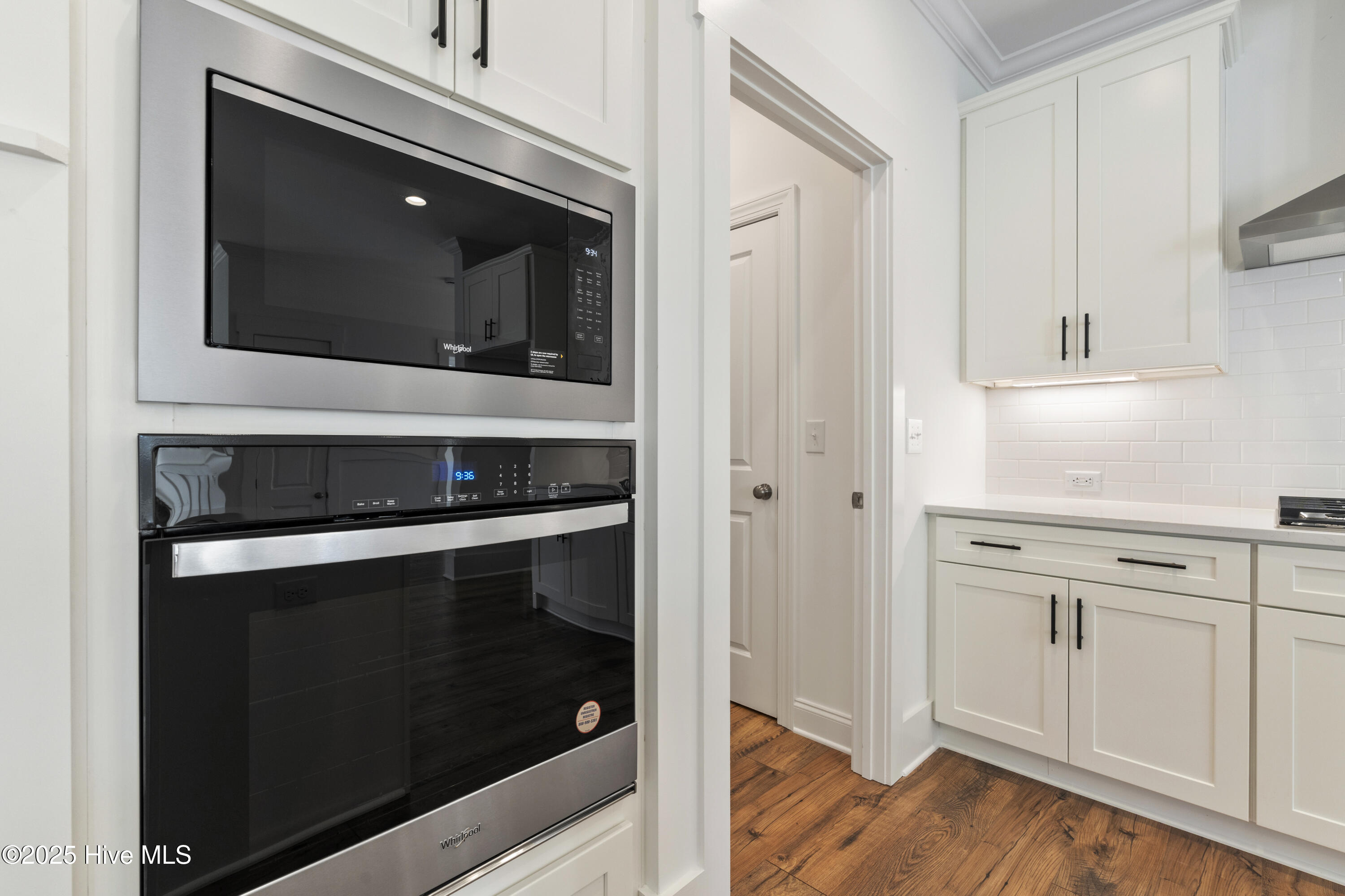 100537559 | Photo 11