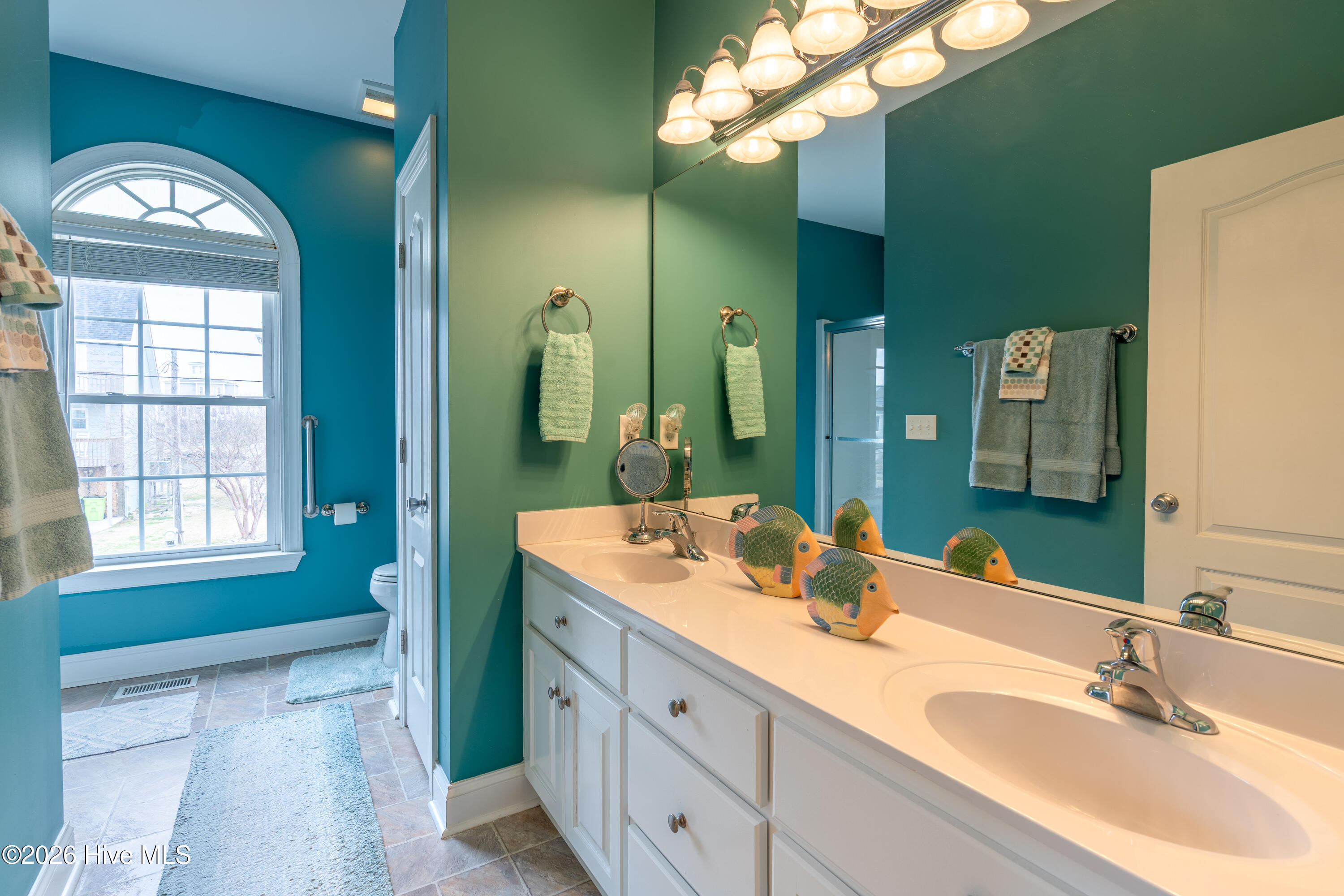 7037 7th Street, Surf City, NC, 28445