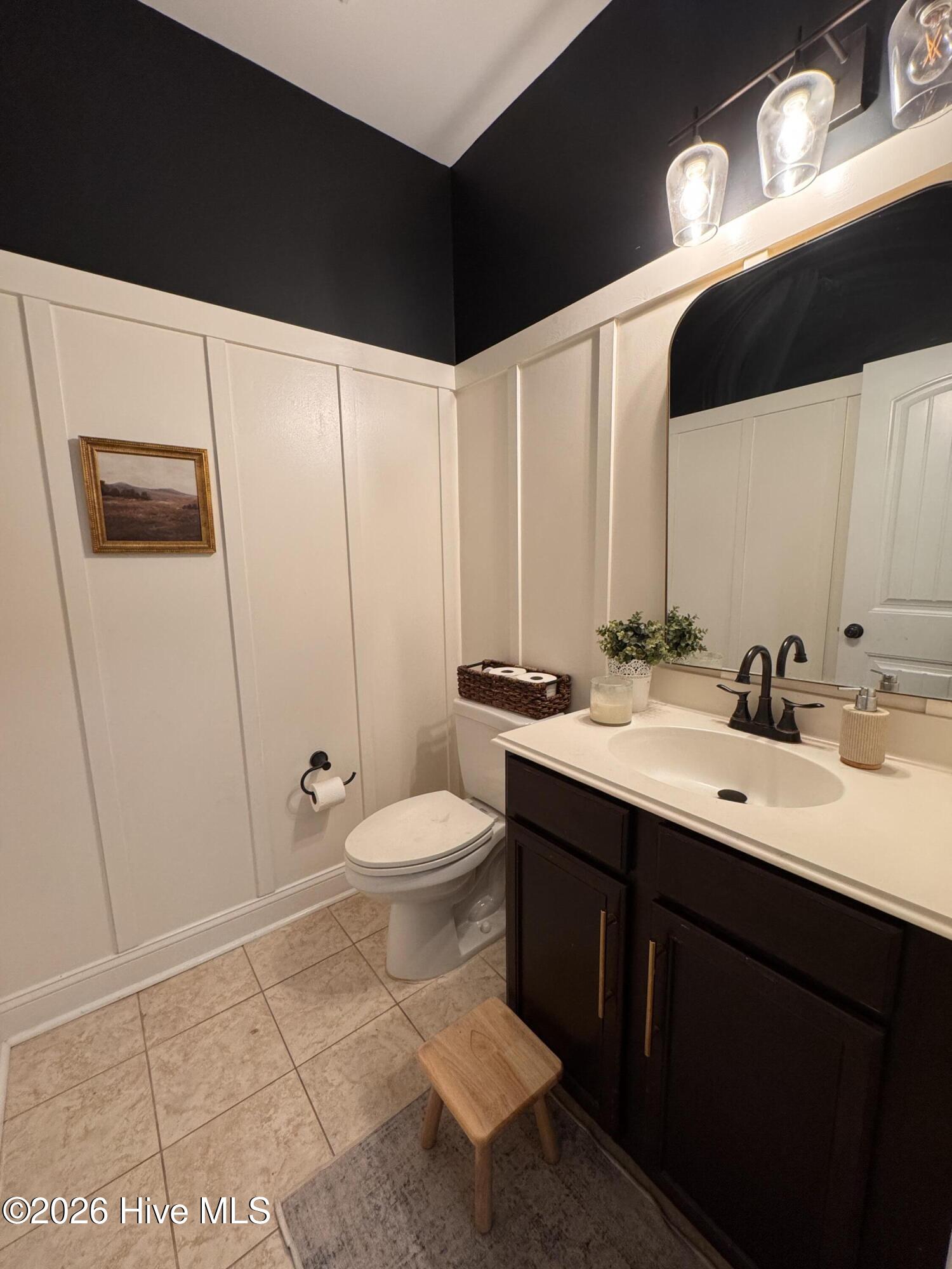 100570096 | Photo 21