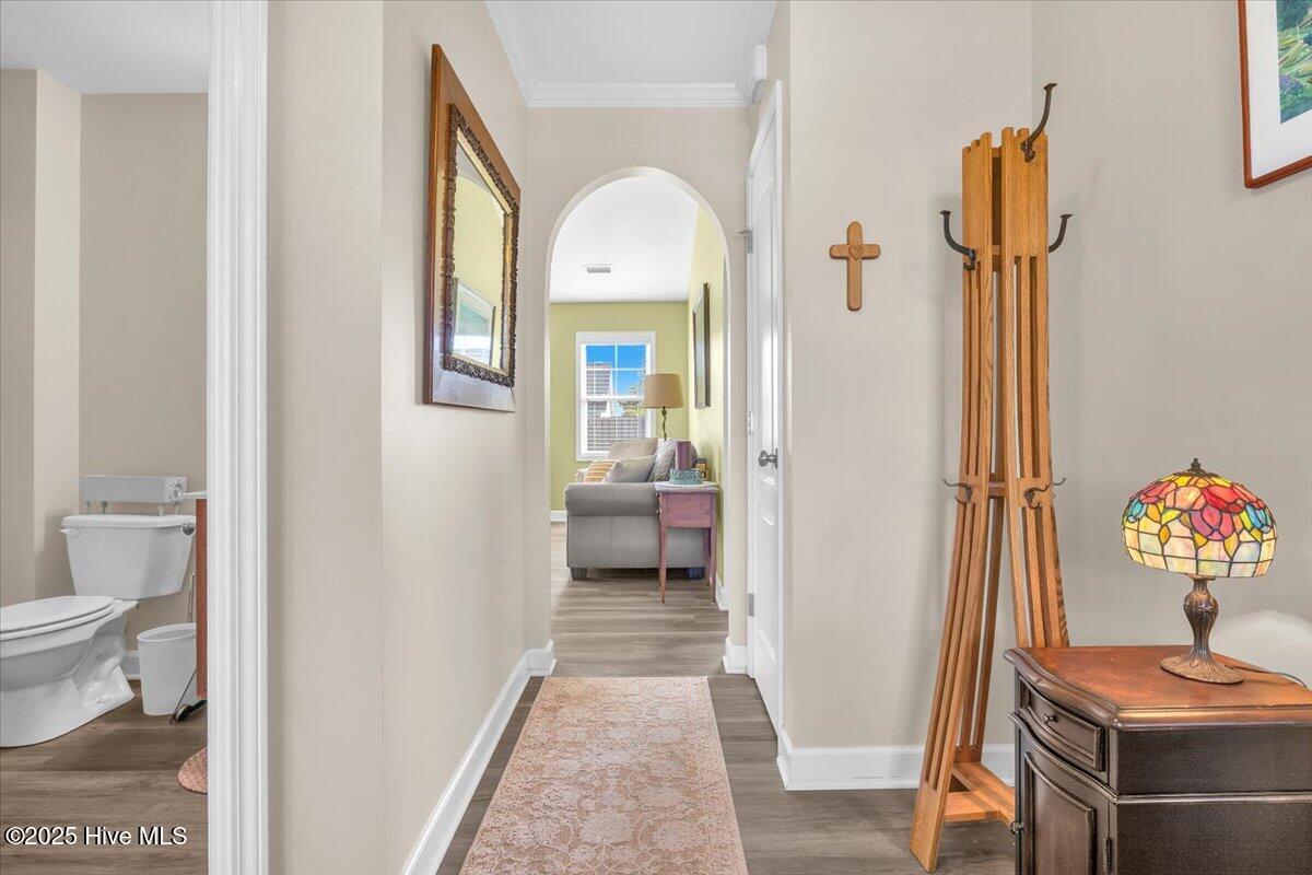 100557055 | Photo 13