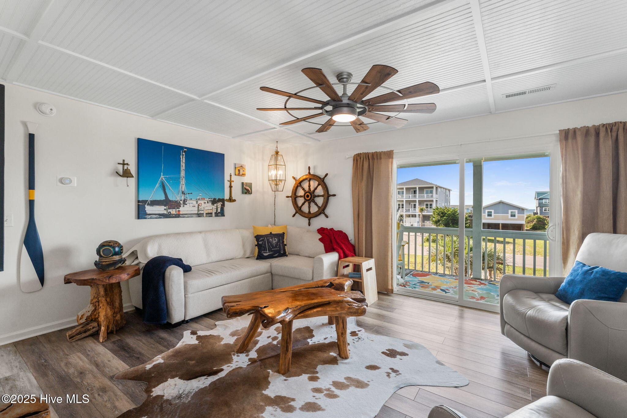 100527553 | Photo 26