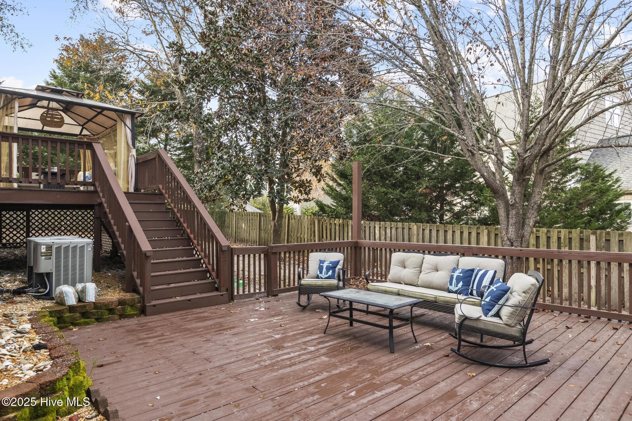 100546183 | Photo 59