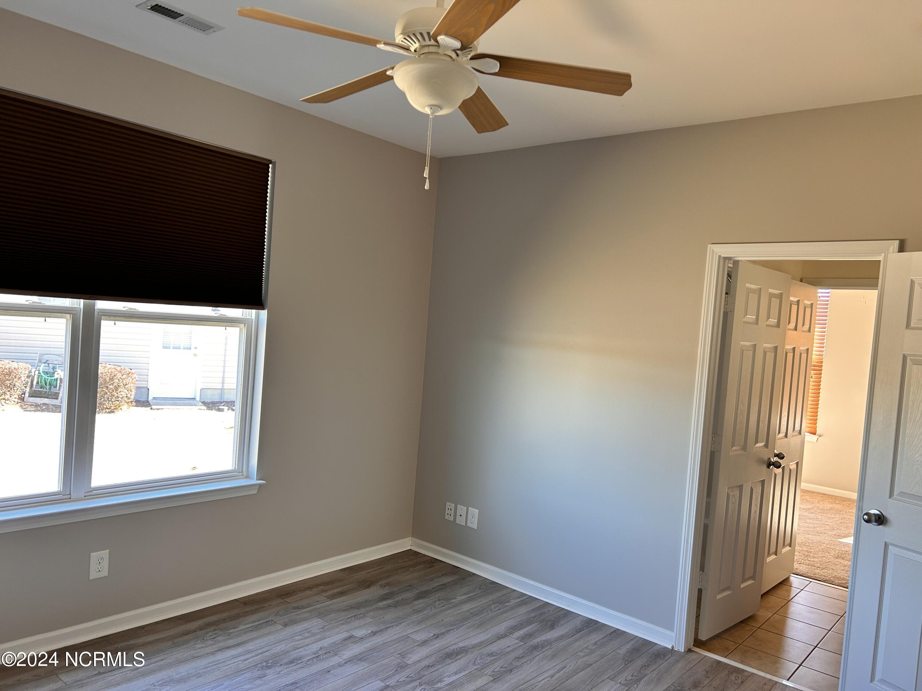 100550059 | Photo 40